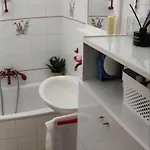 House For 5 People 10 Min From Mill Of Elves Apartmán Karyaí